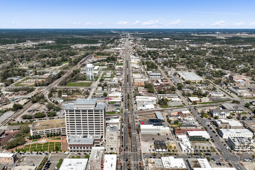 More Photos Of 1615 25th Ave, Gulfport Flex For Lease