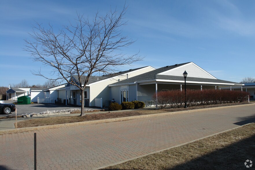 More Photos Of 100 Saratoga Village Blvd, Malta Office For Lease