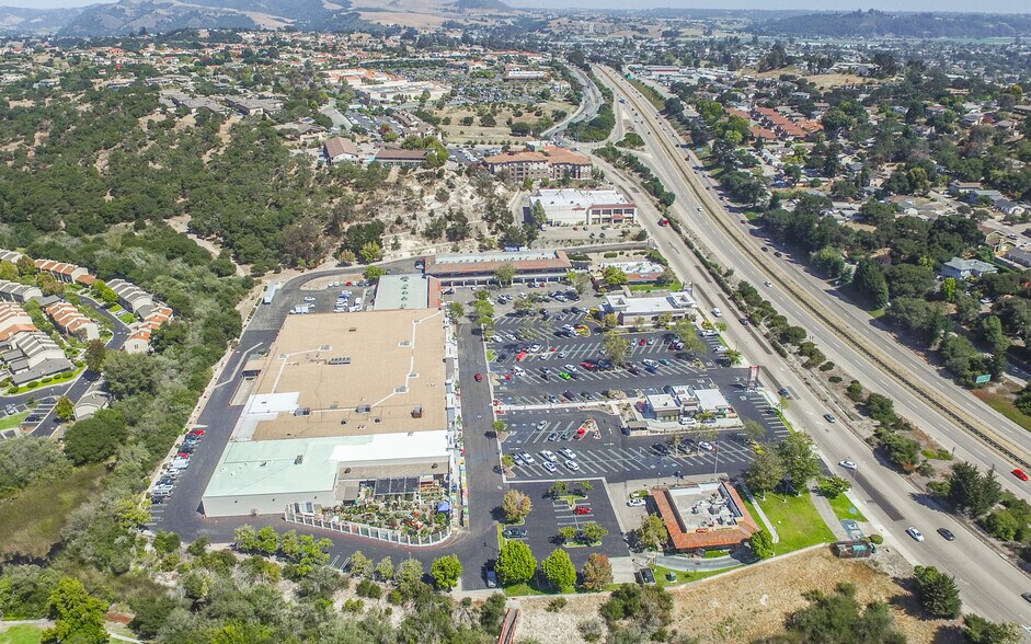 More Photos Of 1500-1590 W Branch St, Arroyo Grande Unknown For Lease