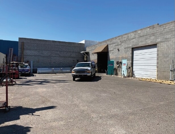 More Photos Of 5621 S 24th St, Phoenix Warehouse For Lease