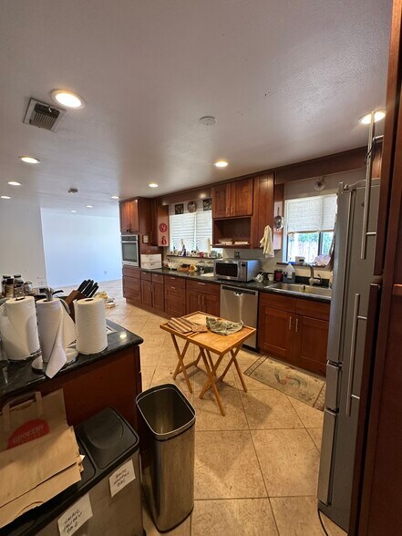 More Photos Of 6738 Greenbay Rd, Arbuckle Land For Lease
