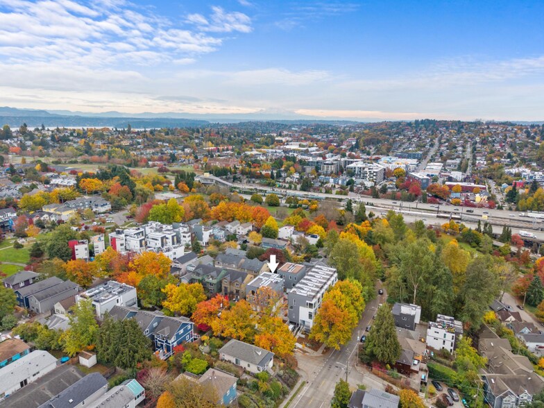 More Photos Of 2009 S Norman St, Seattle Multifamily For Sale