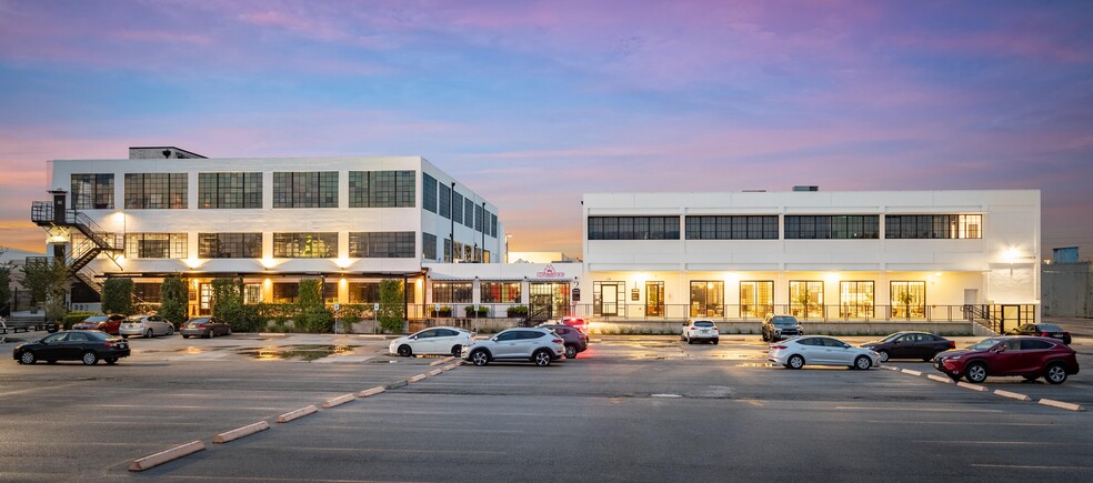 Primary Photo Of 2500 Summer St, Houston Office For Lease