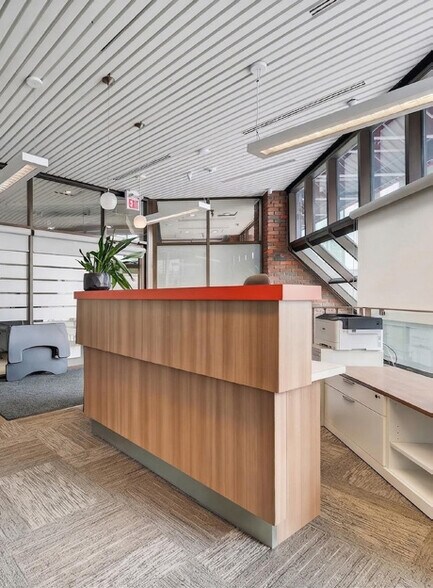 More Photos Of 602 12th Ave SW, Calgary Office For Sale