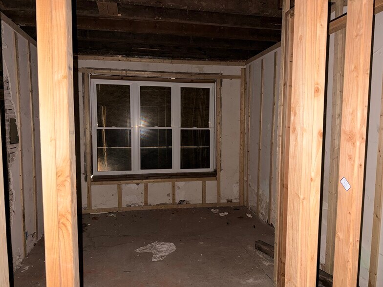 More Photos Of 1115 Upland St, Chester Apartments For Sale