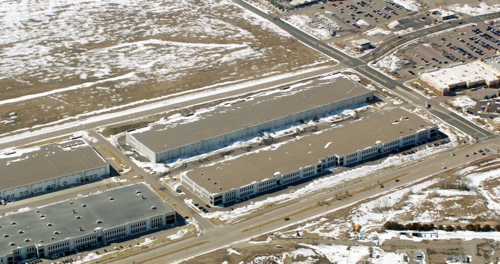 More Photos Of 10901 Elm Creek Blvd, Maple Grove Distribution For Lease