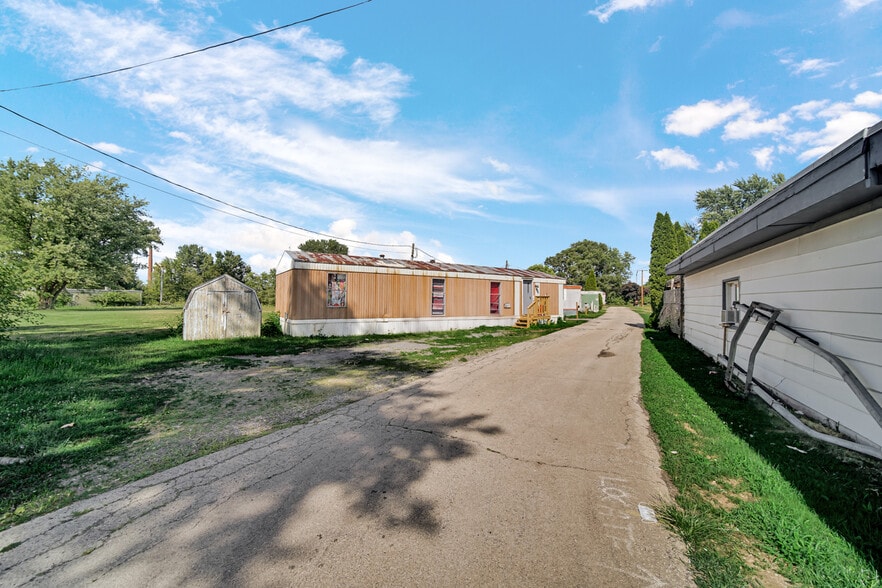 More Photos Of 1945 S Schuyler Ave, Kankakee Manufactured Housing Mobile Home Park For Sale