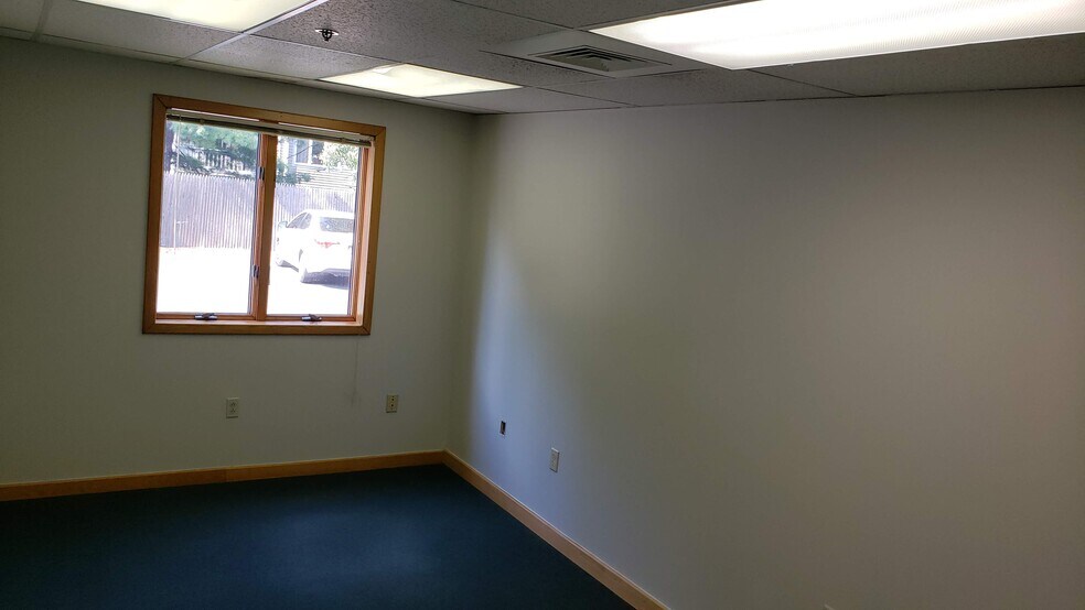 More Photos Of 85 Constitution Ln, Danvers Medical For Lease
