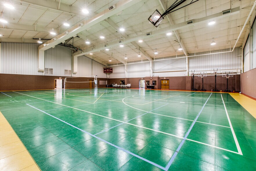 3434 S Collins St, Arlington, TX 76014 Skating Rink For Sale