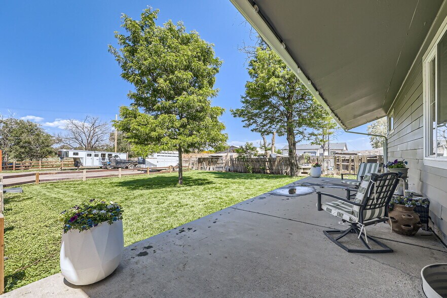 More Photos Of 8690 Verbena St, Commerce City Warehouse For Sale