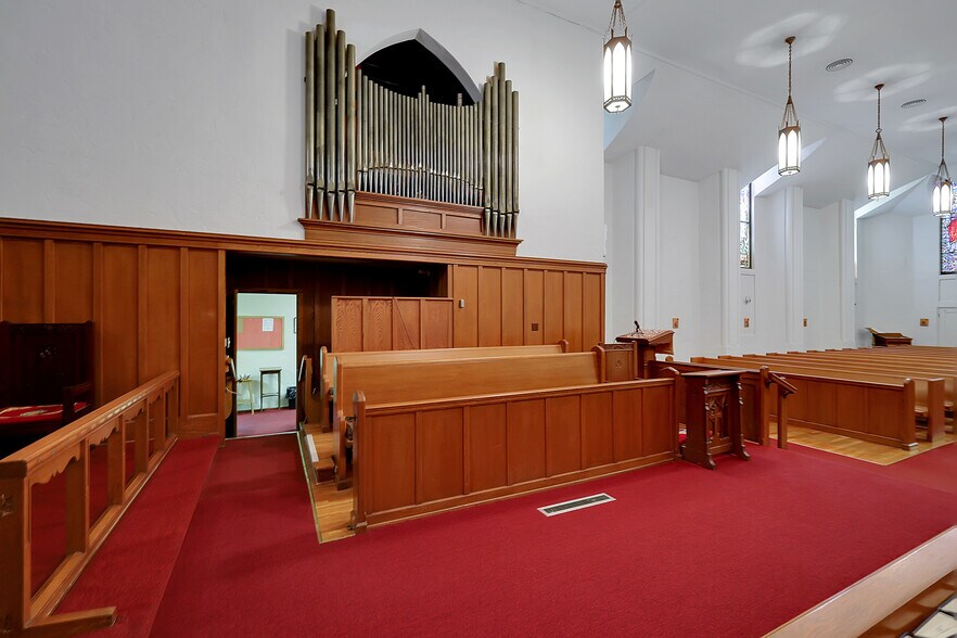 More Photos Of 800 D St, Marysville Religious Facility For Sale