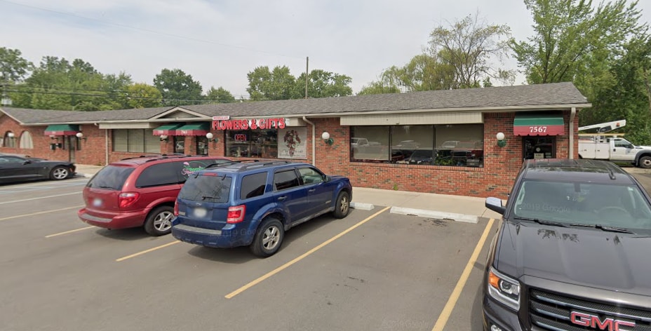 More Photos Of 7555-7575 Merriman Rd, Romulus Unknown For Lease