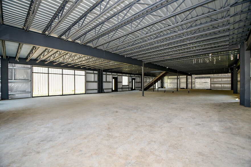 More Photos Of 5713 13th St, Katy Unknown For Lease