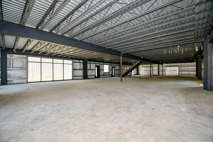 More Photos Of 5713 13th St, Katy Unknown For Lease