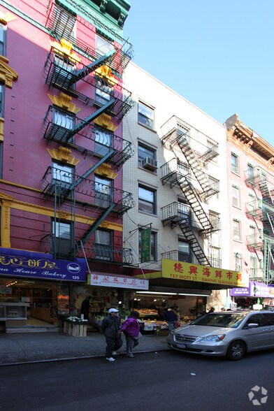 More Photos Of 127 Mott St, New York Apartments For Lease