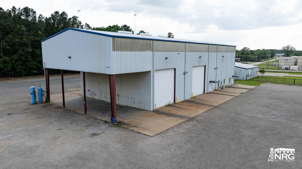 More Photos Of 540 Four S Industrial Blvd, Kilgore Manufacturing For Lease