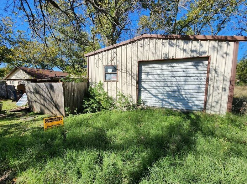 More Photos Of 106 I St, Meridian Industrial For Sale