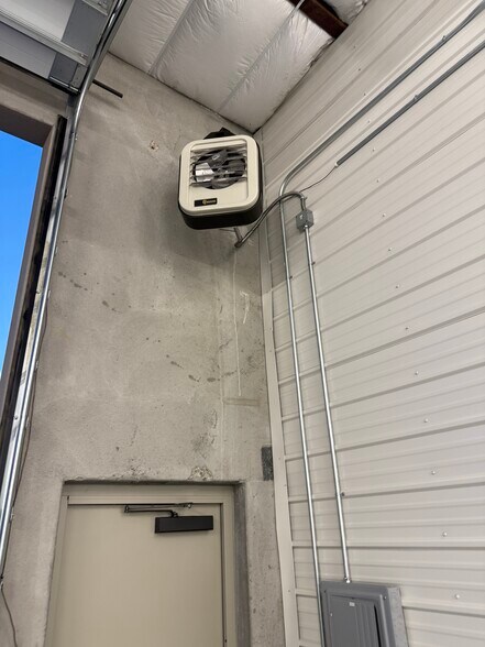 More Photos Of 1931 Liggett Rd, Castle Rock Self Storage For Sale
