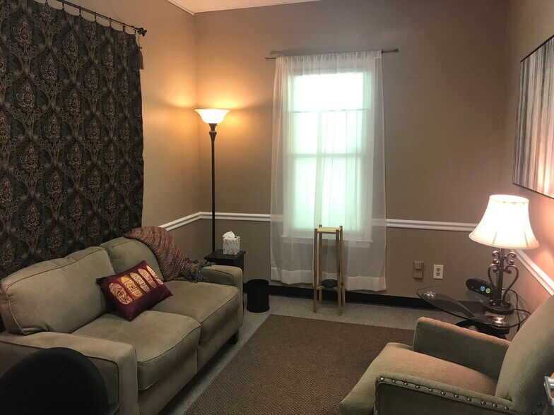 More Photos Of 2849 Henderson Mill Rd NE, Chamblee Medical For Lease