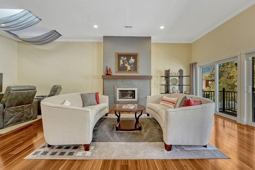 More Photos Of 2532 W Colorado Ave, Colorado Springs Storefront Retail Office For Sale