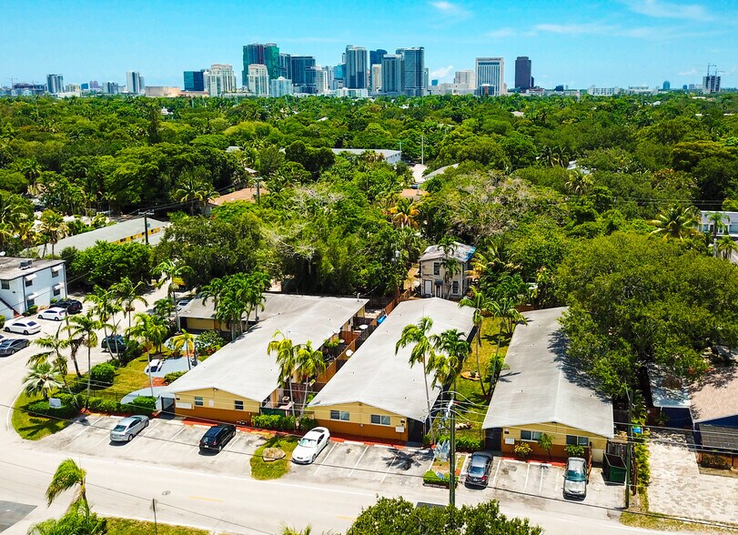 More Photos Of 700 SW 15th Ave, Fort Lauderdale Apartments For Sale