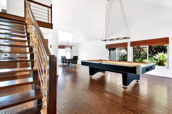 More Photos Of 12036 Darby Ave, Porter Ranch Specialty For Sale