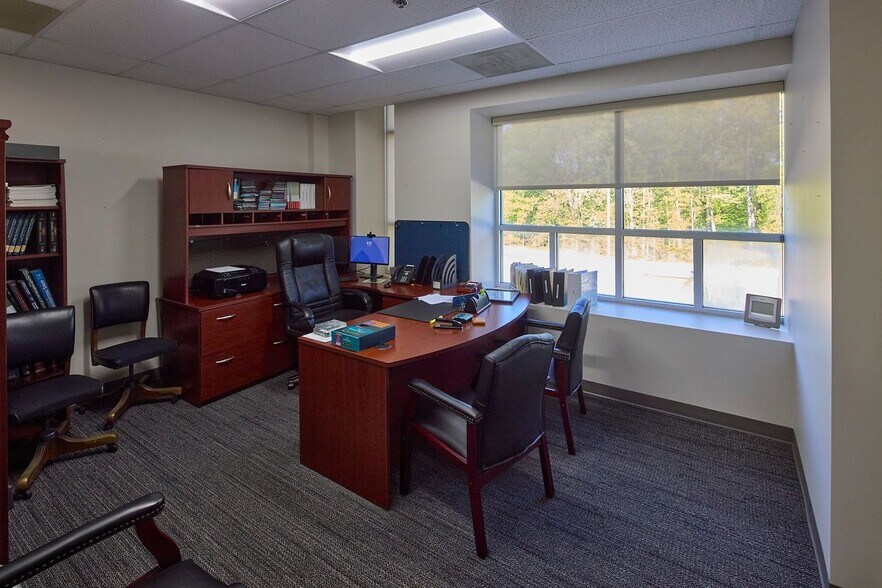 More Photos Of 700 Geipe Rd, Catonsville Medical For Lease
