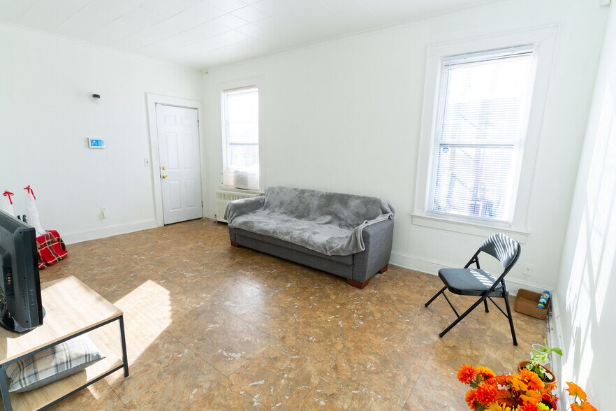 More Photos Of 370 E 18th St, Paterson Storefront Retail Residential For Sale