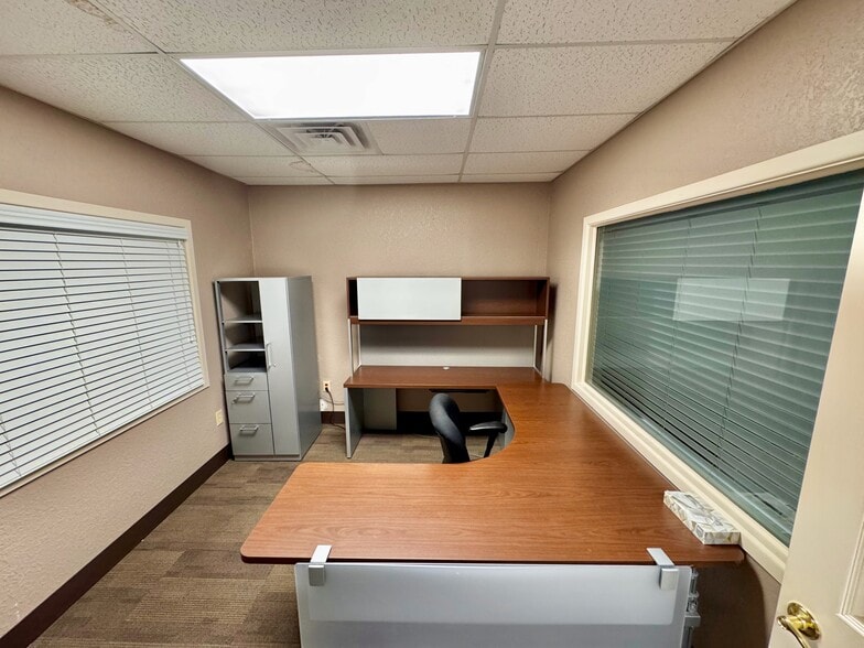 More Photos Of 1200 Bensdale Rd, Pleasanton Warehouse For Lease