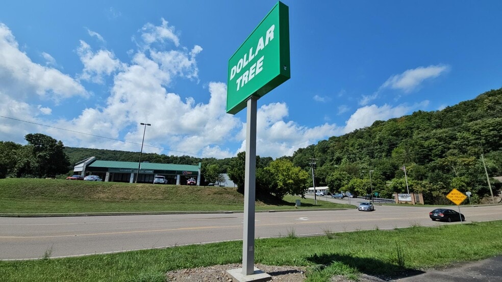 More Photos Of 16426 Wise St, Saint Paul Storefront Retail Office For Sale