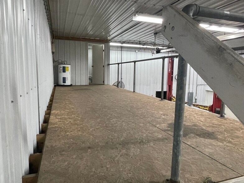 More Photos Of 501 E Robb Ave, Lima Industrial For Sale