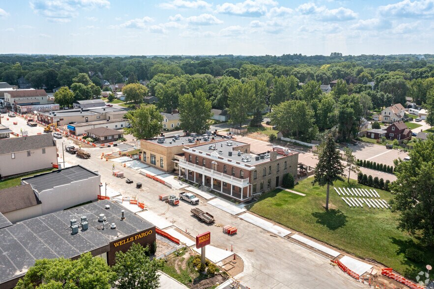 More Photos Of 212 Main St W, New Prague Hotel For Sale