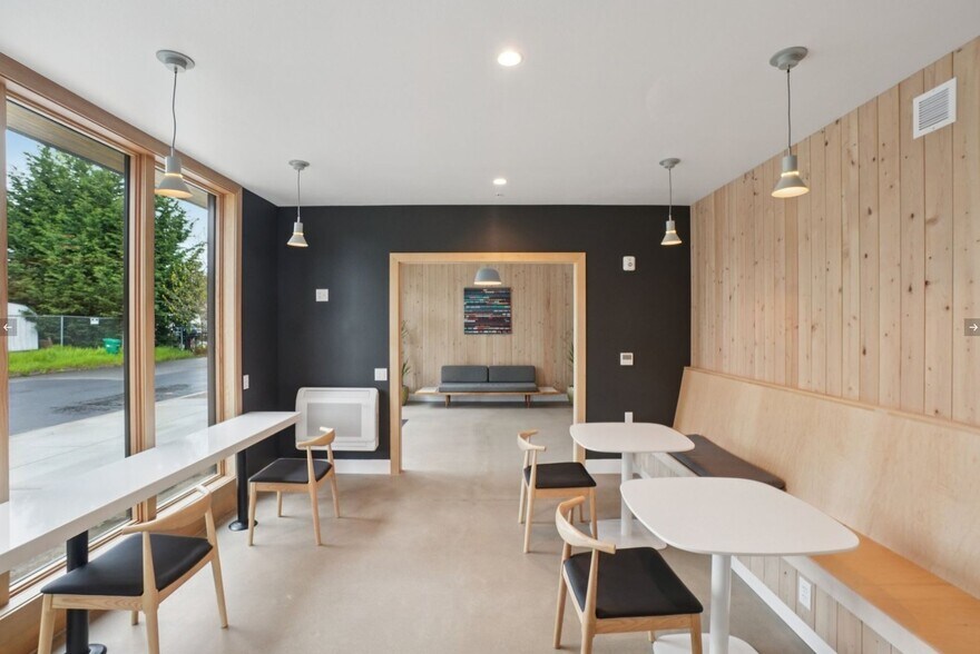 More Photos Of 4920 SW Pacific Ave, Beaverton Apartments For Lease