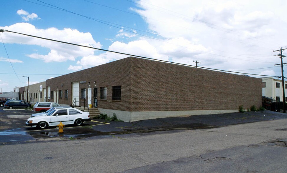 More Photos Of 3900-3924 Niagara St, Denver Manufacturing For Lease