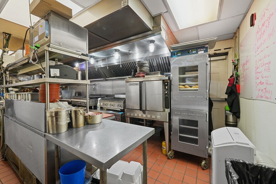 More Photos Of 569 Winthrop St, Rehoboth General Retail For Sale