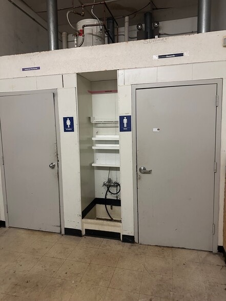 More Photos Of 2315 William St, Buffalo General Retail For Lease