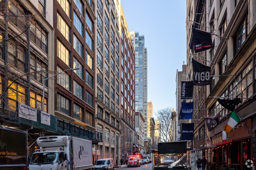 More Photos Of 125 W 25th St, New York Loft Creative Space For Lease