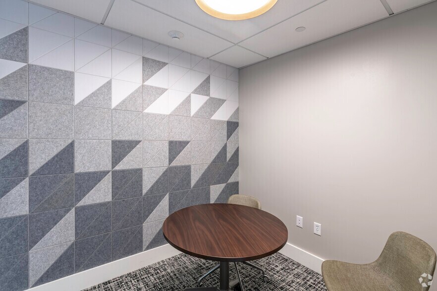 More Photos Of 85 Boston St, Everett Apartments For Lease