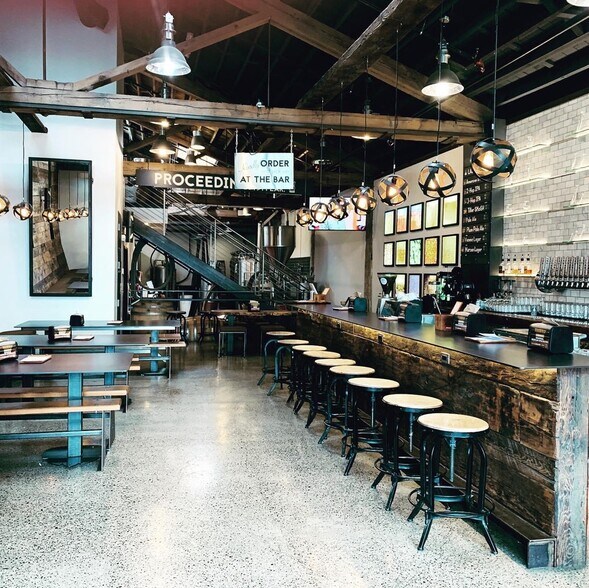 More Photos Of 664 N Russell St, Portland Restaurant For Sale