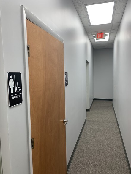 More Photos Of 11301 N US Hwy 301, Thonotosassa Medical For Lease