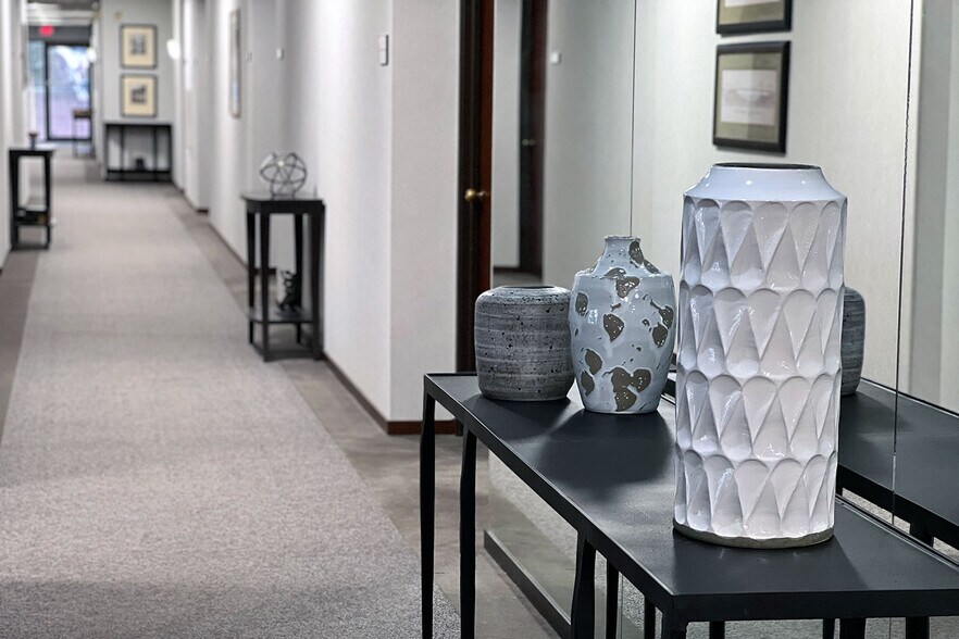 More Photos Of 26677 W 12 Mile Rd, Southfield Office For Sale