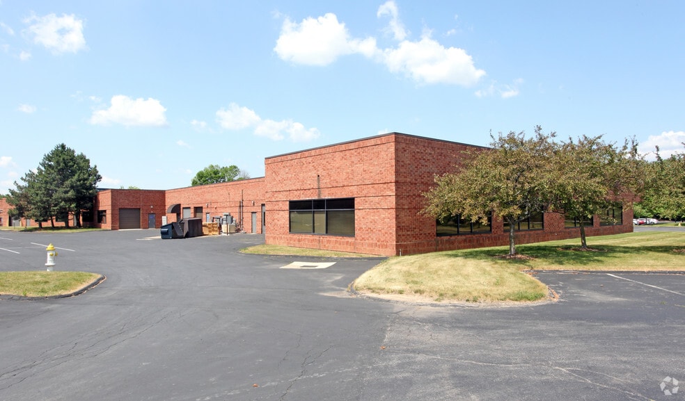 More Photos Of 742-762 Brooksedge Plaza Dr, Westerville Flex For Lease