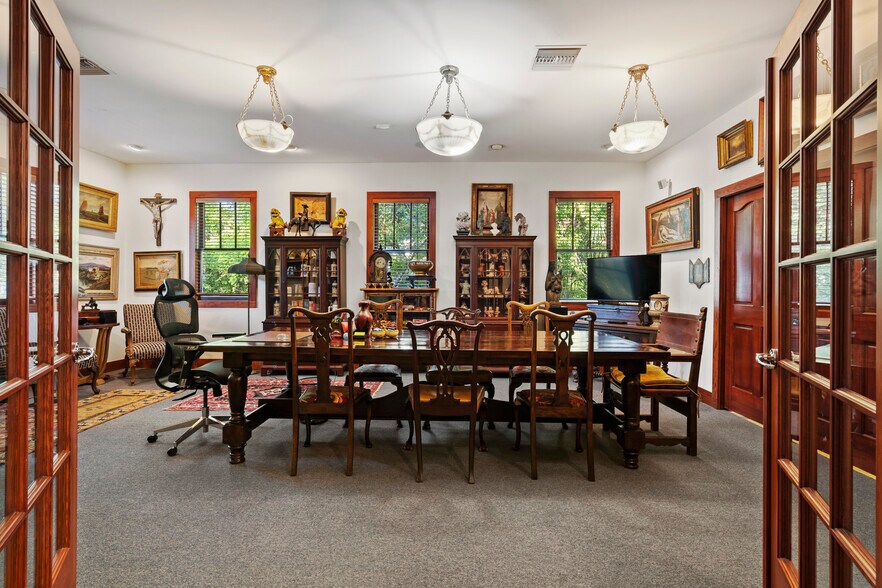 More Photos Of 19 Riberia St, Saint Augustine Office For Sale