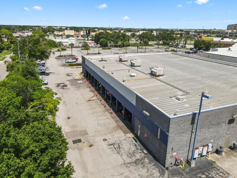 More Photos Of 7750 S Orange Blossom Trl, Orlando Storefront For Sale