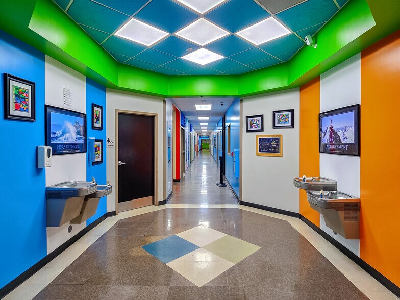 More Photos Of 2810 S US Highway 1, Fort Pierce General Retail For Sale