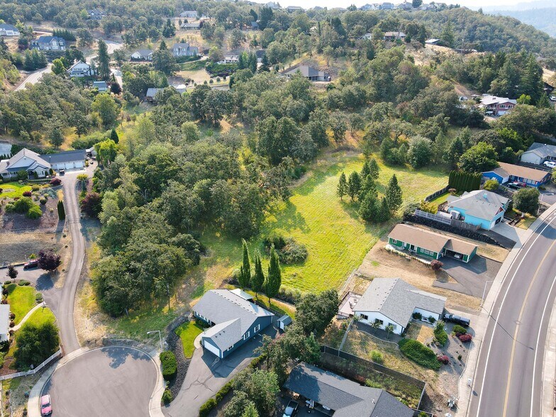 More Photos Of 1219 Junker, Roseburg Land For Sale