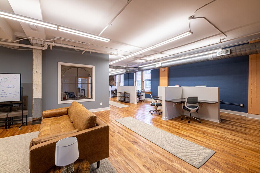 More Photos Of 16 Emory Pl, Knoxville Office Residential For Sale