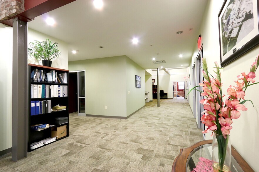 More Photos Of 100-256 Match Factory Pl, Bellefonte Medical For Lease