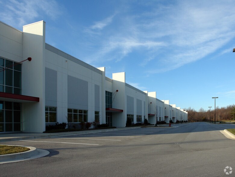 More Photos Of 15800 Commerce Ct, Upper Marlboro Unknown For Lease