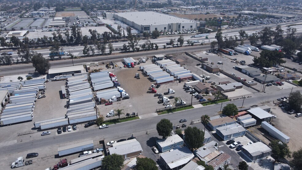 More Photos Of 15810 Boyle Ave, Fontana Office For Sale